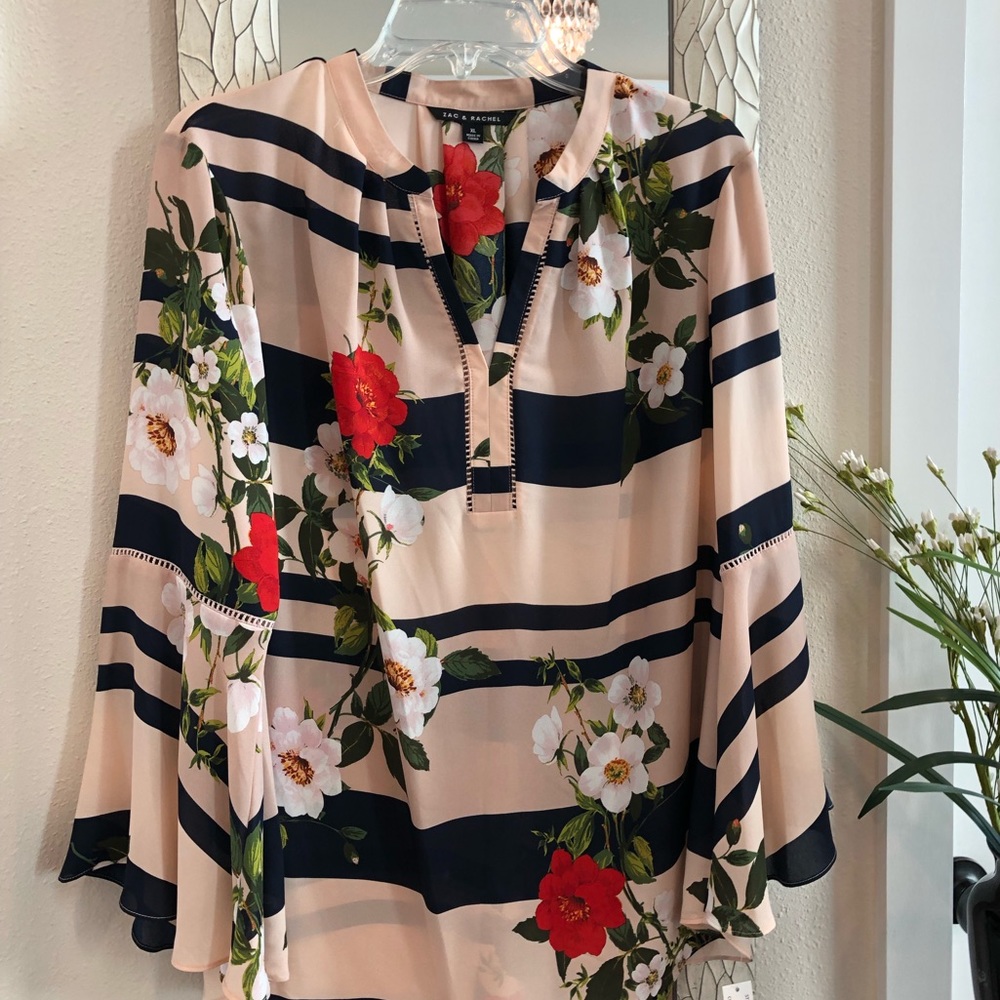Zac&Rachel floral top